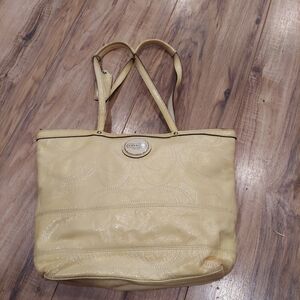 Authentic Coach Signature Stitch Leather Medium Tote HandBag Yellow F15142